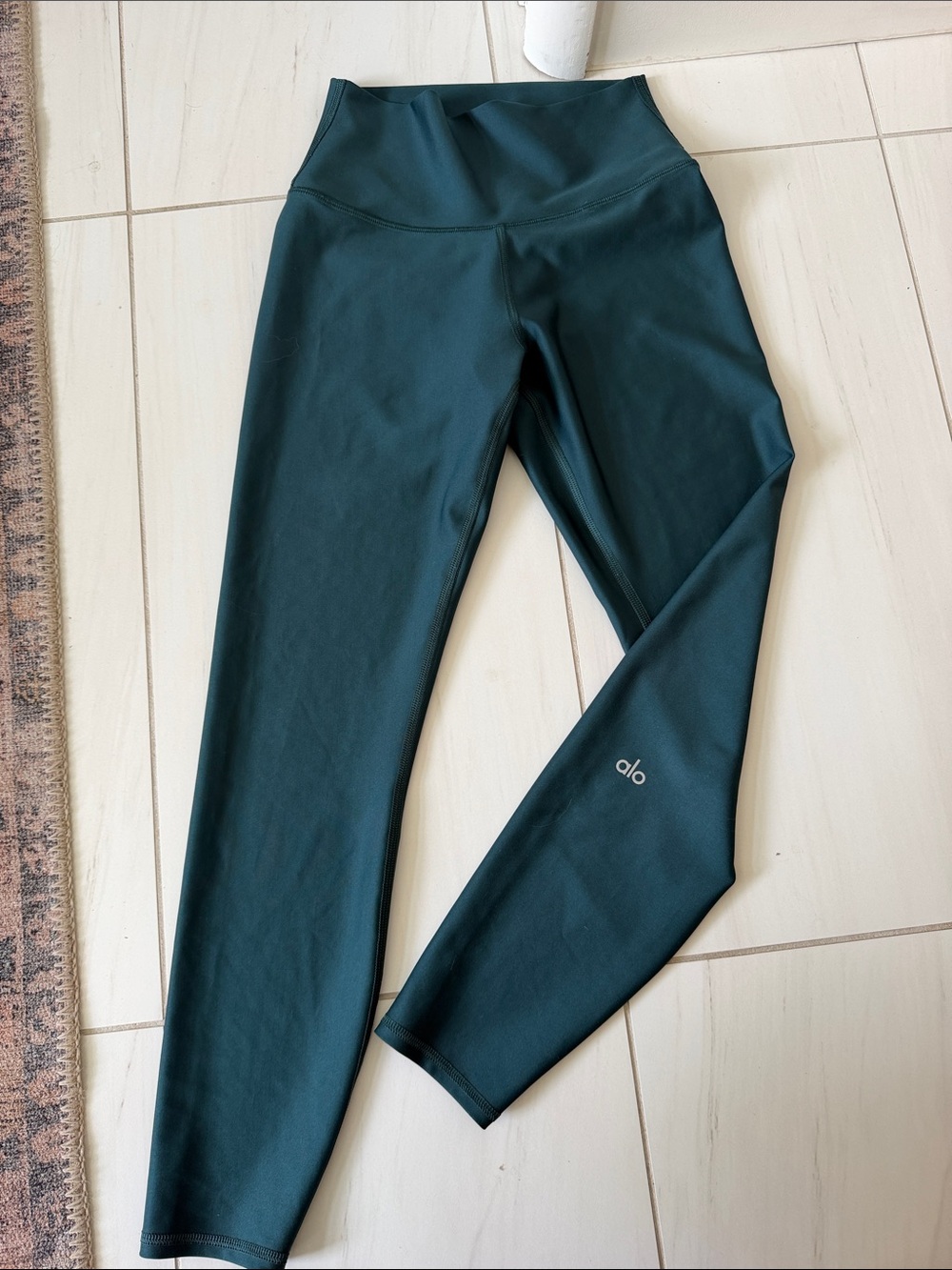 ALO Yoga High-Rise Leggings in Teal Green